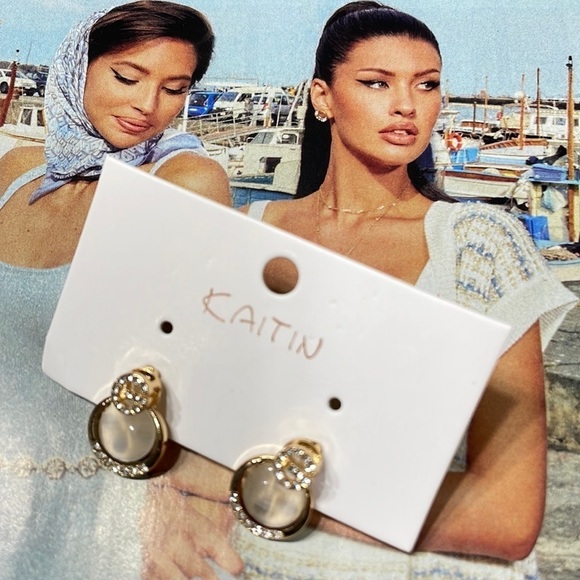 Luxury Rhinestone G Circle Drop Earrings - Picture 6 of 11